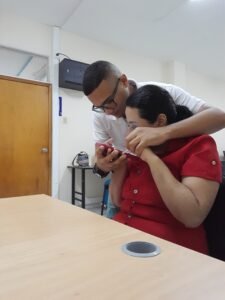 Tecnología Accesible Uso Celular